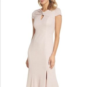 Gorgeous mother of the bride dress!!!!